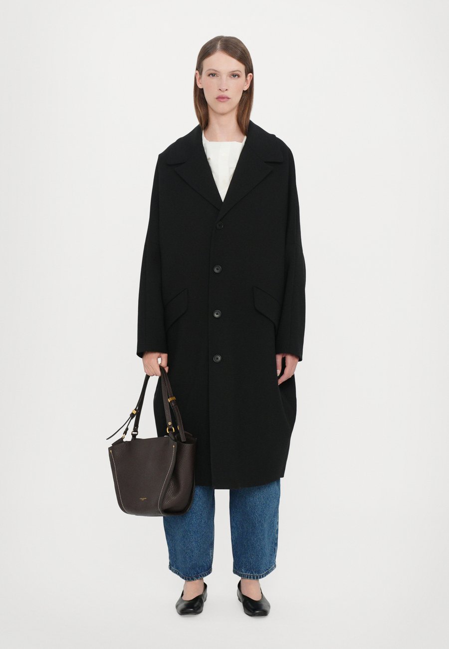 Сумка Gianni Chiarini BLOOM, Espresso/Brown
Сумка Gianni Chiarini BLOOM, Espresso/Brown