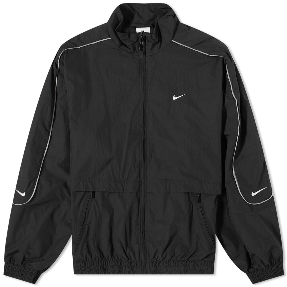 Тканая спортивная куртка Nike Solo Swoosh
Тканая спортивная куртка Nike Solo Swoosh