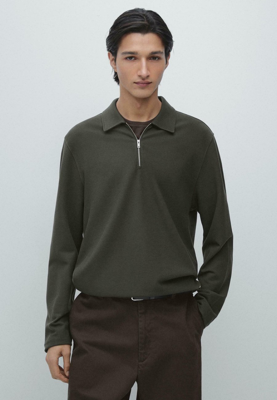 Поло Massimo Dutti ZIP-UP , Khaki
Поло Massimo Dutti ZIP-UP , Khaki