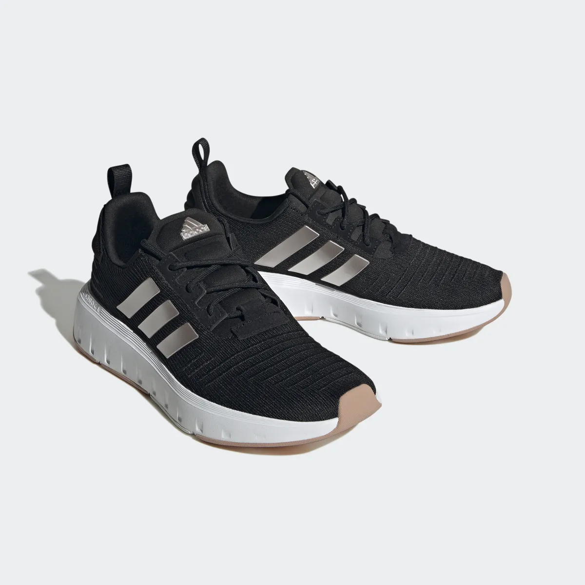 Спортивные кроссовки Adidas "SWIFT RUN" Adidas Sportswear, цвет Core Black / Champagne Metallic / Cloud White
Спортивные кроссовки Adidas "SWIFT RUN" Adidas Sportswear, цвет Core Black / Champagne Metallic / Cloud White