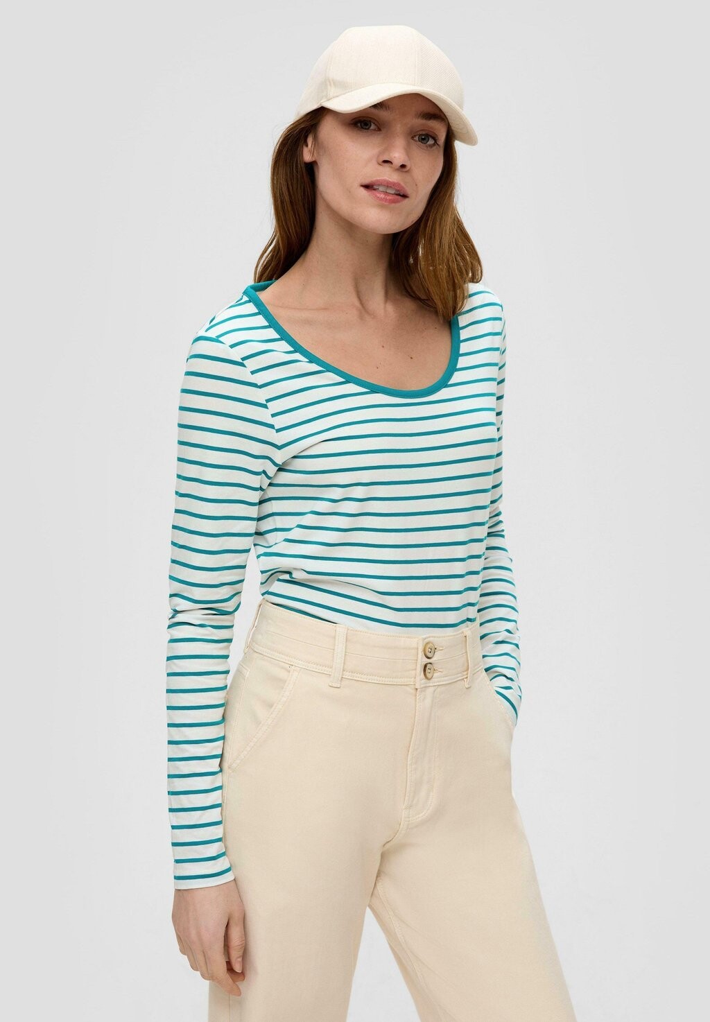 Рубашка с длинными рукавами MIT TIEFEM RUNDHALSAUSSCHNITT s.Oliver, цвет türkis
Рубашка с длинными рукавами MIT TIEFEM RUNDHALSAUSSCHNITT s.Oliver, цвет türkis