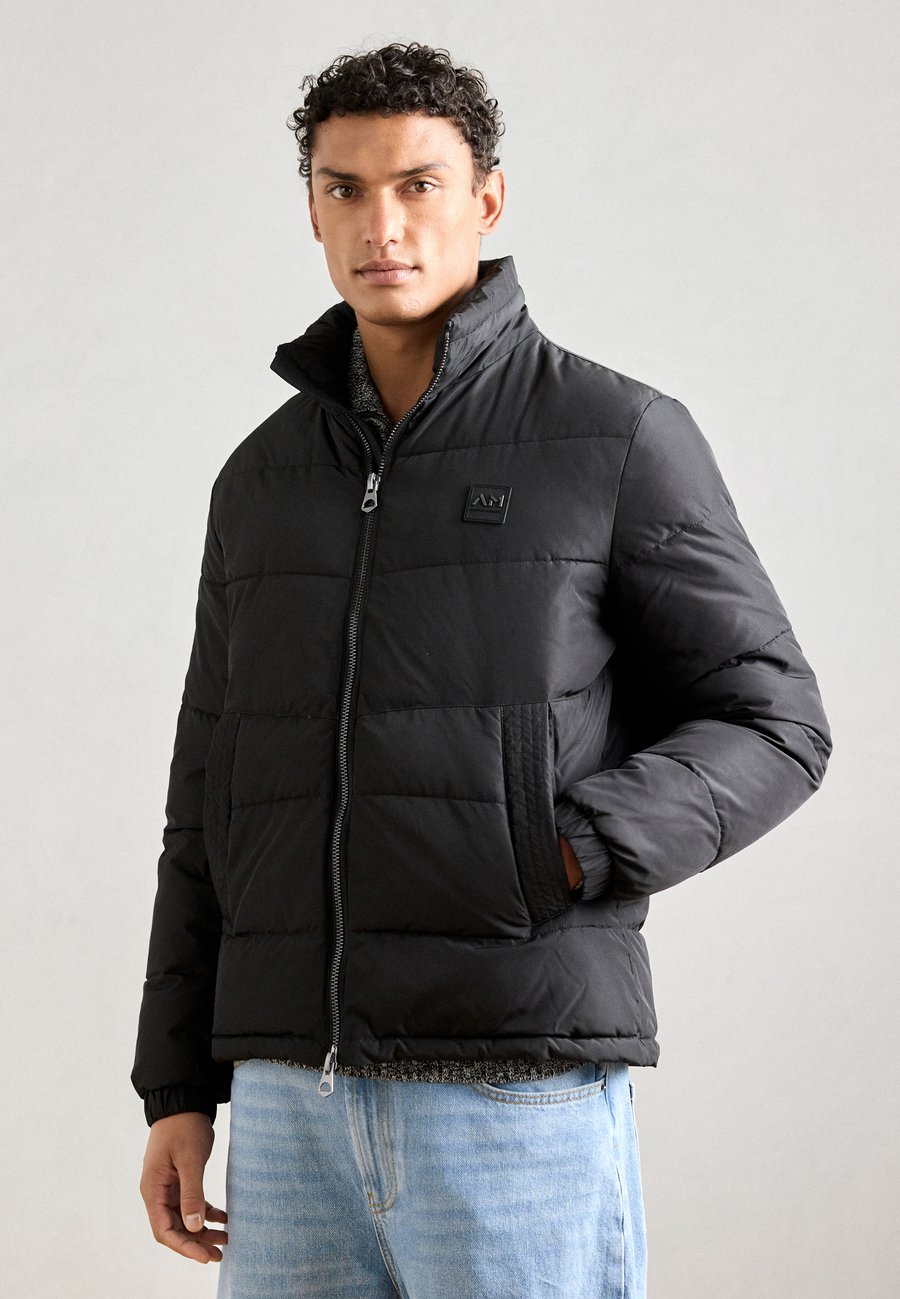 Куртка Antony Morato REGULAR FIT IN TECHNO WITH LOGO ON PACH, Black
Куртка Antony Morato REGULAR FIT IN TECHNO WITH LOGO ON PACH, Black