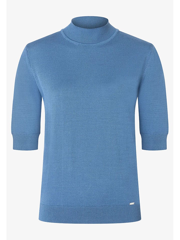 Светло-голубой свитер More & More
Светло-голубой свитер More & More