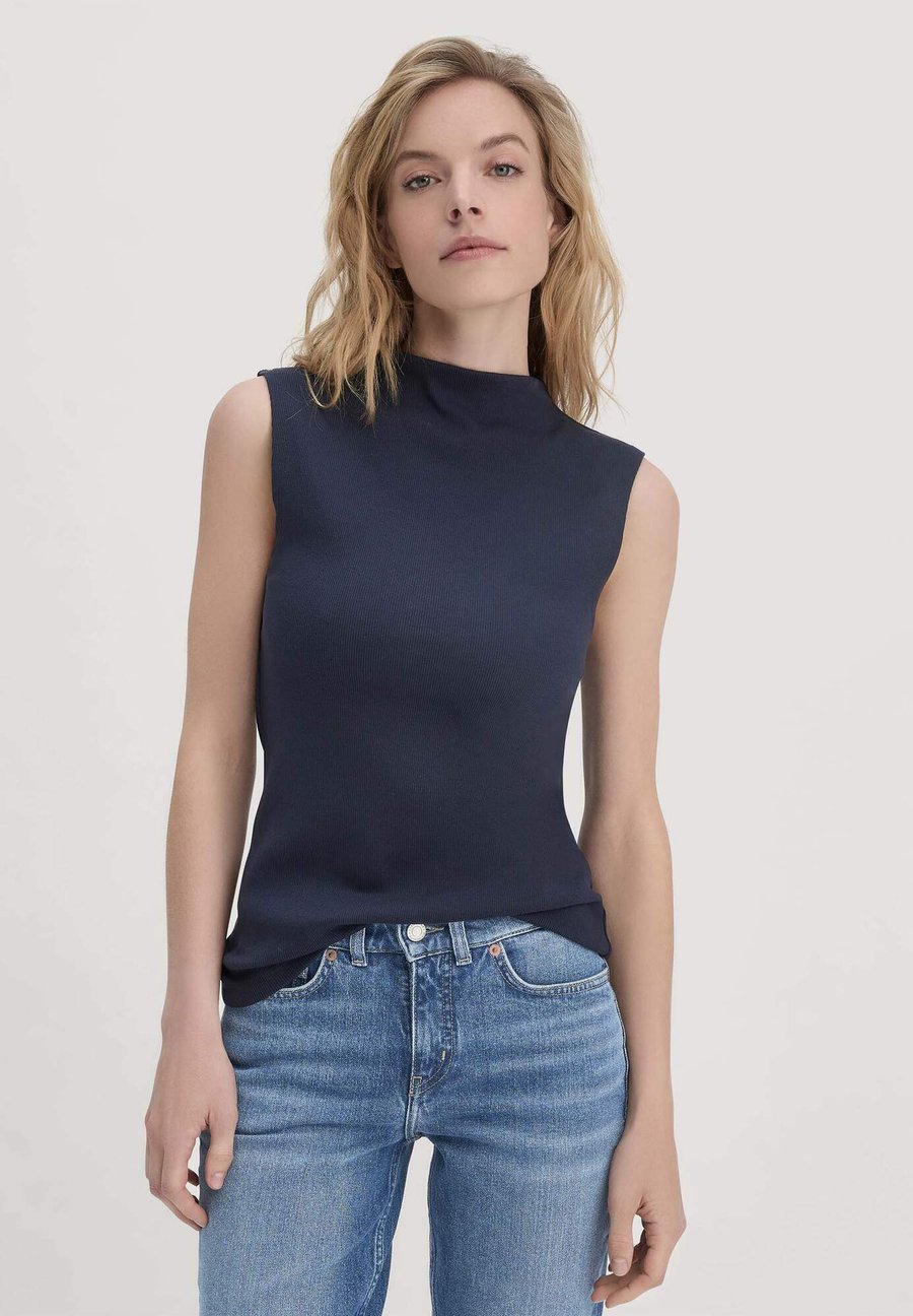 Топ Hessnatur SLIM, Marine/Blue
Топ Hessnatur SLIM, Marine/Blue