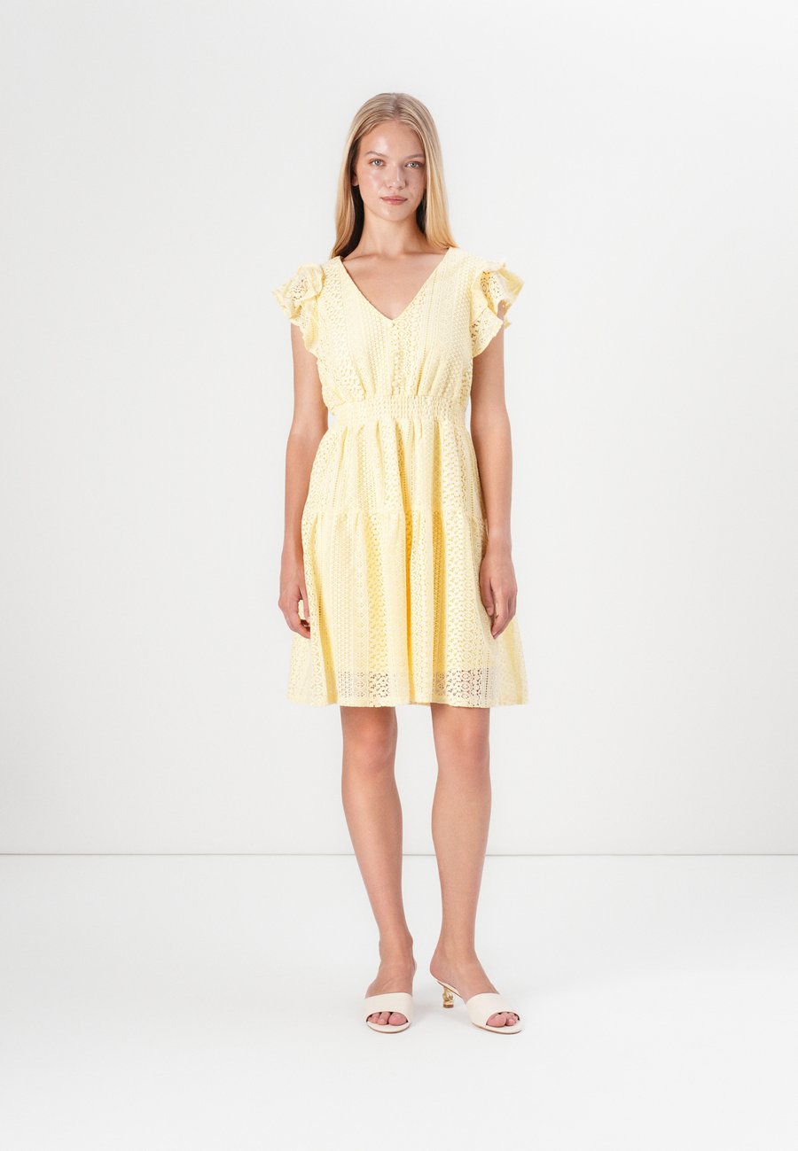 Платье Vero Moda VMHONEY V NECK SHORT DRESS, Anise Flower/Light Yellow
Платье Vero Moda VMHONEY V NECK SHORT DRESS, Anise Flower/Light Yellow