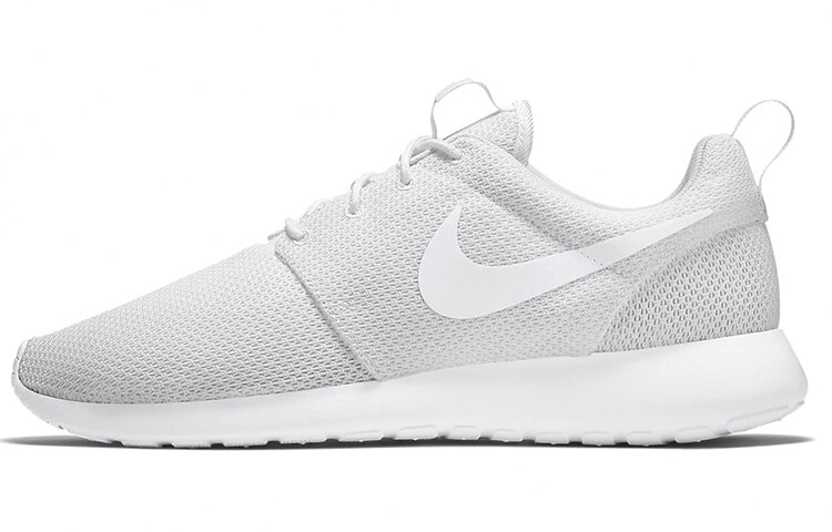 Nike Roshe One Кроссовки унисекс
Nike Roshe One Кроссовки унисекс