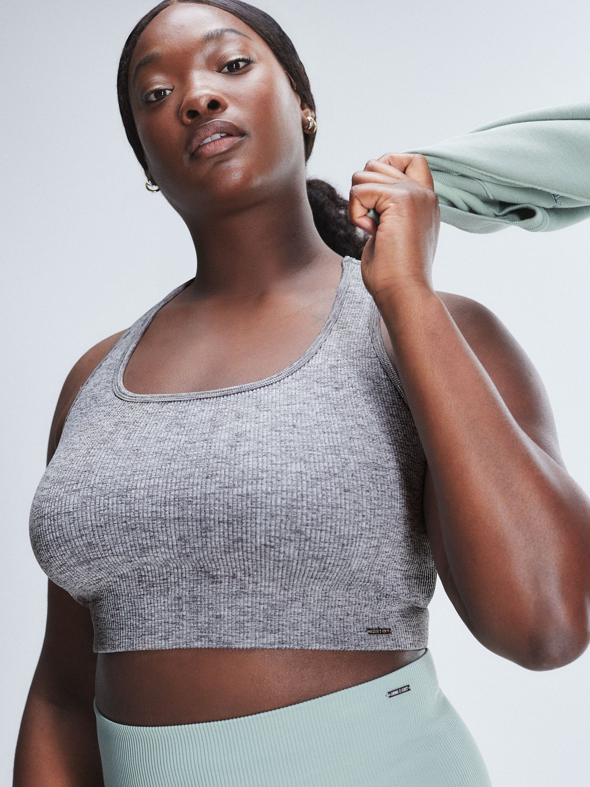 Спортивный топ Savage X Fenty Seamless Sport Racerback Tank, цвет Overcast Heather Grey
Спортивный топ Savage X Fenty Seamless Sport Racerback Tank, цвет Overcast Heather Grey