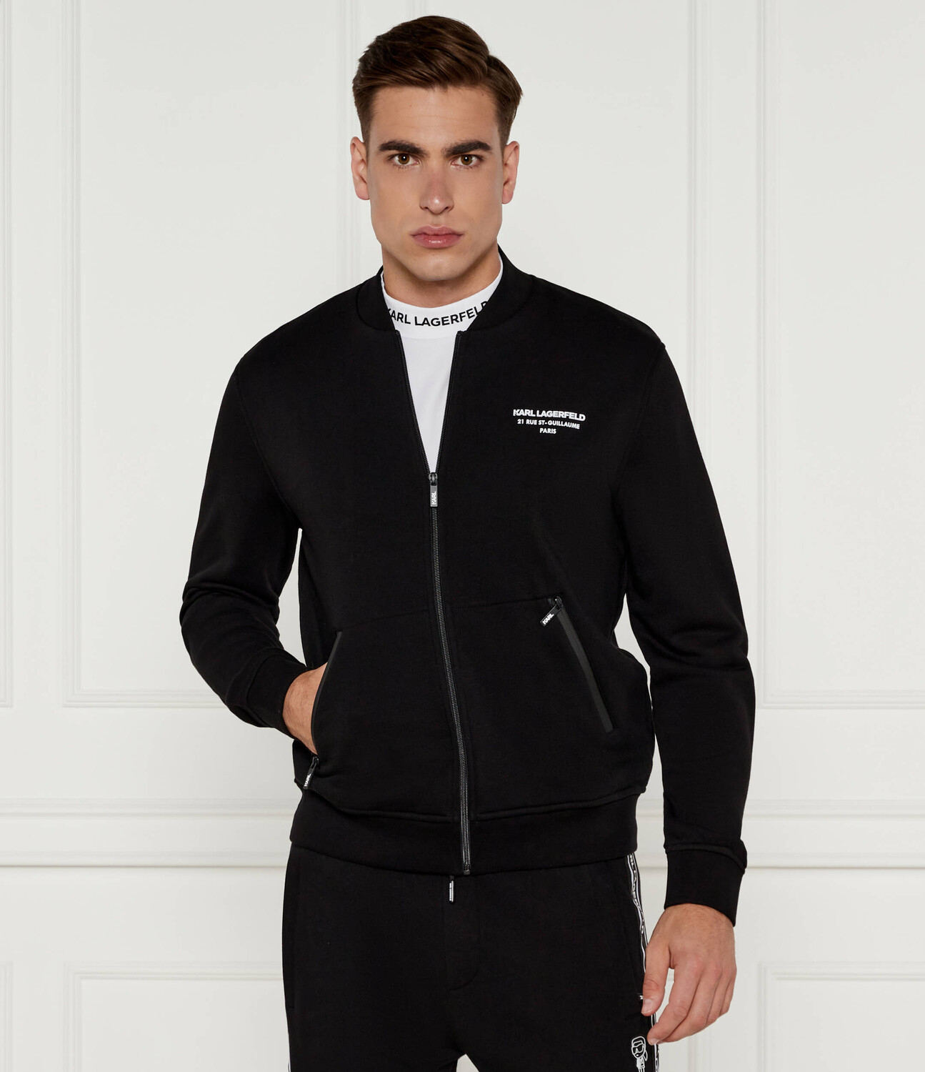 Толстовка Karl Lagerfeld Regular Fit, черный 
Толстовка Karl Lagerfeld Regular Fit, черный