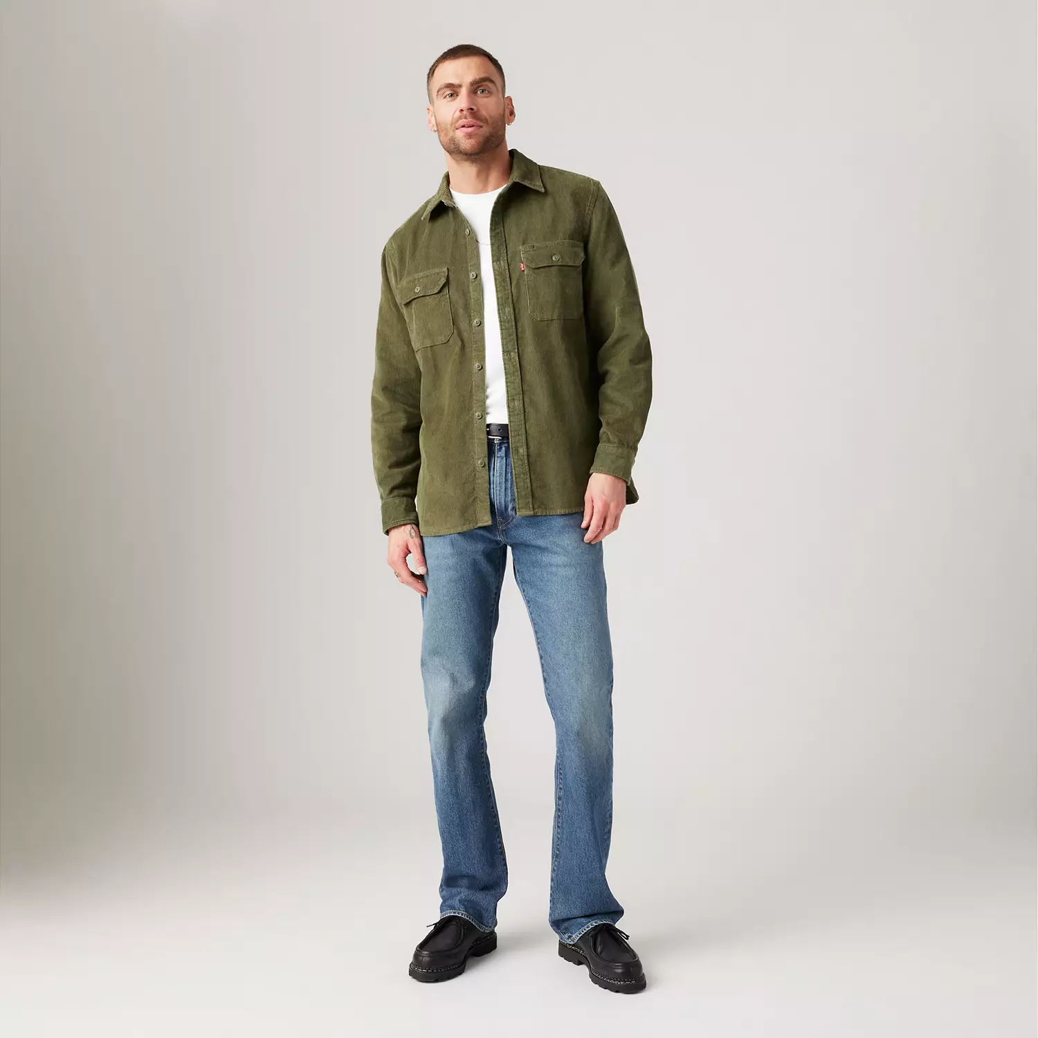 Мужские джинсы 517 bootcut Levi's, цвет My Indigo Story - Medium Wash
Мужские джинсы 517 bootcut Levi's, цвет My Indigo Story - Medium Wash