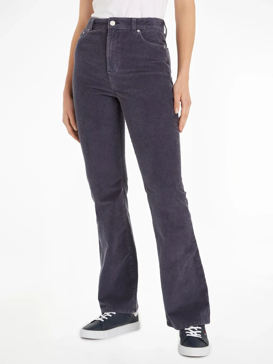 Расклешенные брюки Tommy Jeans "TJW SYLVIA HR FLARE WASHED CORD" из модного шнура, синий
Расклешенные брюки Tommy Jeans "TJW SYLVIA HR FLARE WASHED CORD" из модного шнура, синий