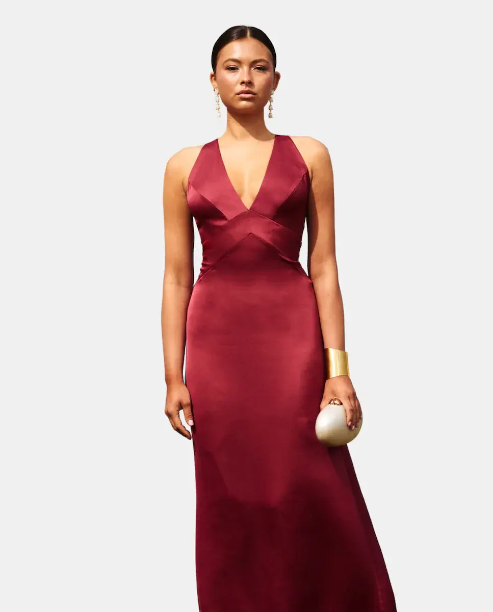 Длинное платье с открытой спиной и перекрещивающимися бретелями MIPHAI, гранатовый
Длинное платье с открытой спиной и перекрещивающимися бретелями MIPHAI, гранатовый