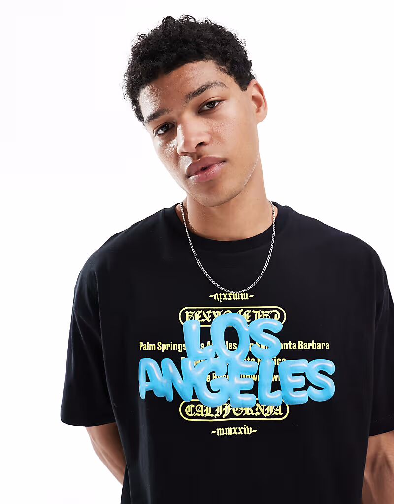 Футболка свободного кроя ASOS DESIGN с изображением города спереди черного цвета 
Футболка свободного кроя ASOS DESIGN с изображением города спереди черного цвета