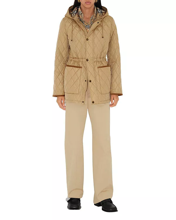 Стеганая нейлоновая парка Burberry, бежевый
Стеганая нейлоновая парка Burberry, бежевый