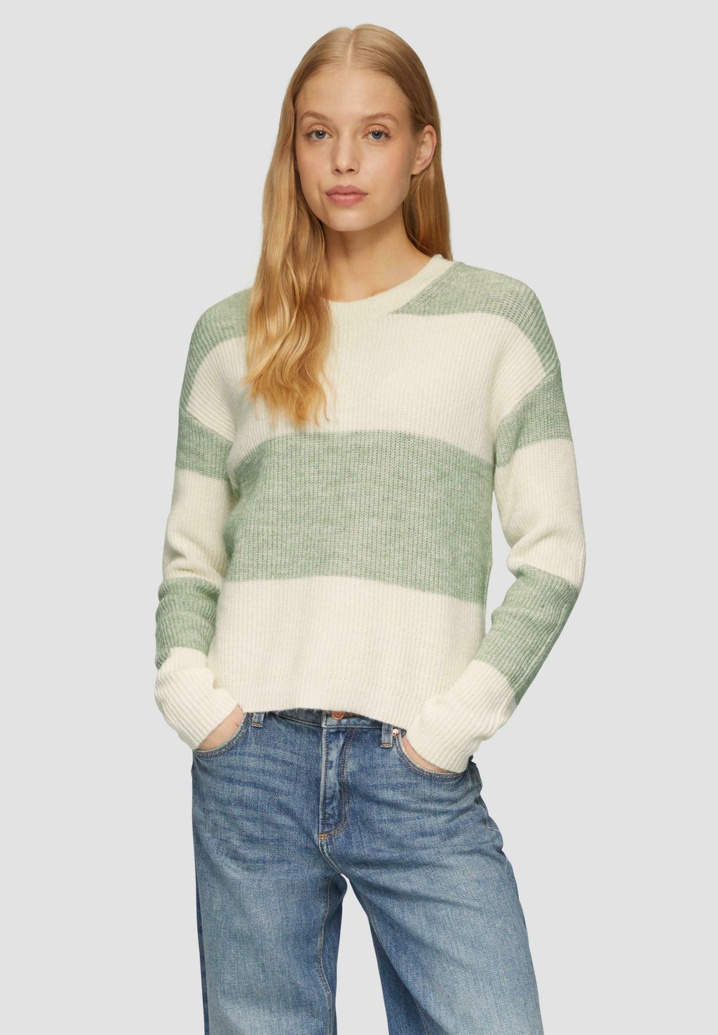 Джемпер QS, зеленый
Джемпер QS, зеленый