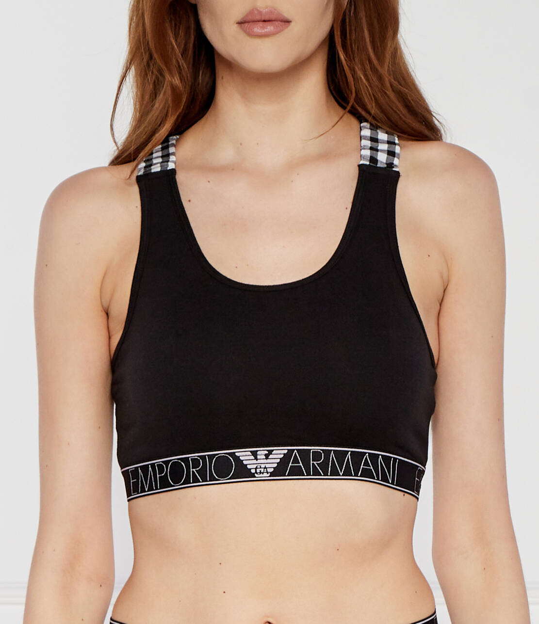 Бюстгальтер Emporio Armani, черный
Бюстгальтер Emporio Armani, черный