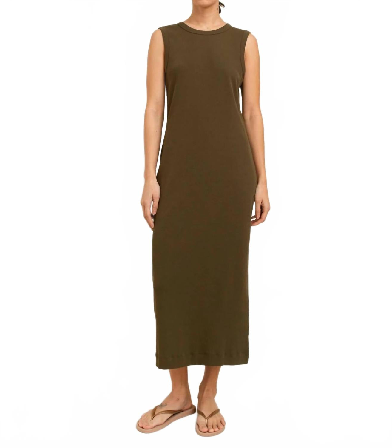 Камилла макси-платье в темно-оливковом Paper Label
Камилла макси-платье в темно-оливковом Paper Label