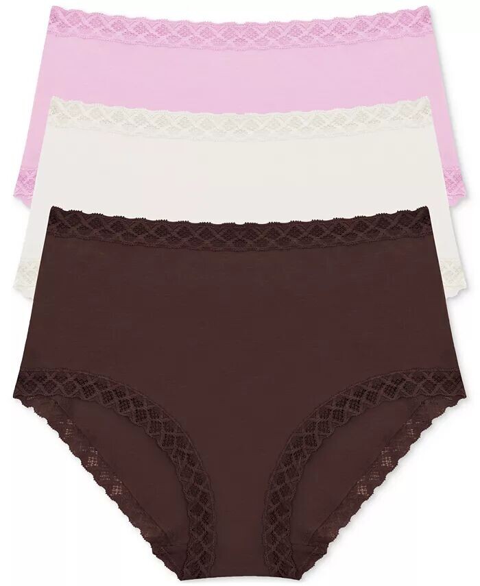 Комплект нижнего белья с высокой посадкой и кружевной отделкой Bliss, комплект из 3 шт. 755058MP Natori, коричневый
Комплект нижнего белья с высокой посадкой и кружевной отделкой Bliss, комплект из 3 шт. 755058MP Natori, коричневый