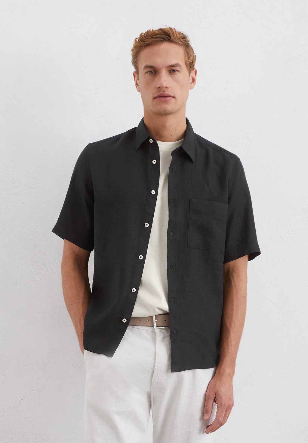 Рубашка KENT COLLAR SHORT SLEEVES ONE RECTANGULAR CHEST POCKET STYLE Marc O'Polo, черный
Рубашка KENT COLLAR SHORT SLEEVES ONE RECTANGULAR CHEST POCKET STYLE Marc O'Polo, черный