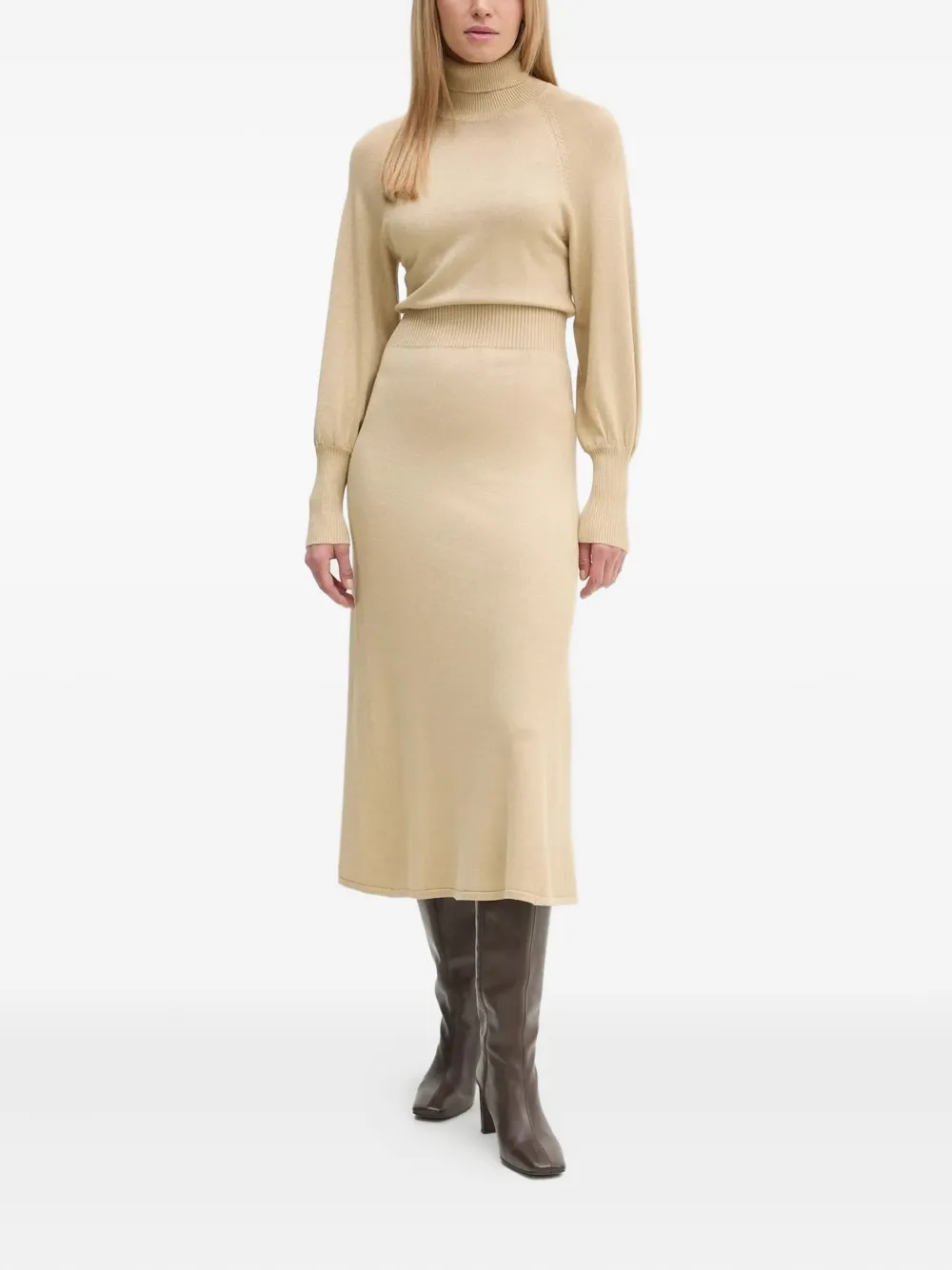 Платье-миди с высоким воротом и длинными рукавами Bruuns Bazaar, нейтральный
Платье-миди с высоким воротом и длинными рукавами Bruuns Bazaar, нейтральный