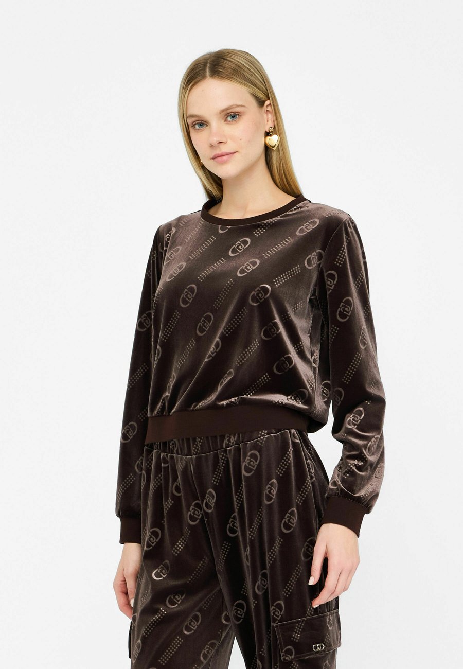 Толстовка LIU JO CHENILLE, Dark Brown/Dark Brown
Толстовка LIU JO CHENILLE, Dark Brown/Dark Brown