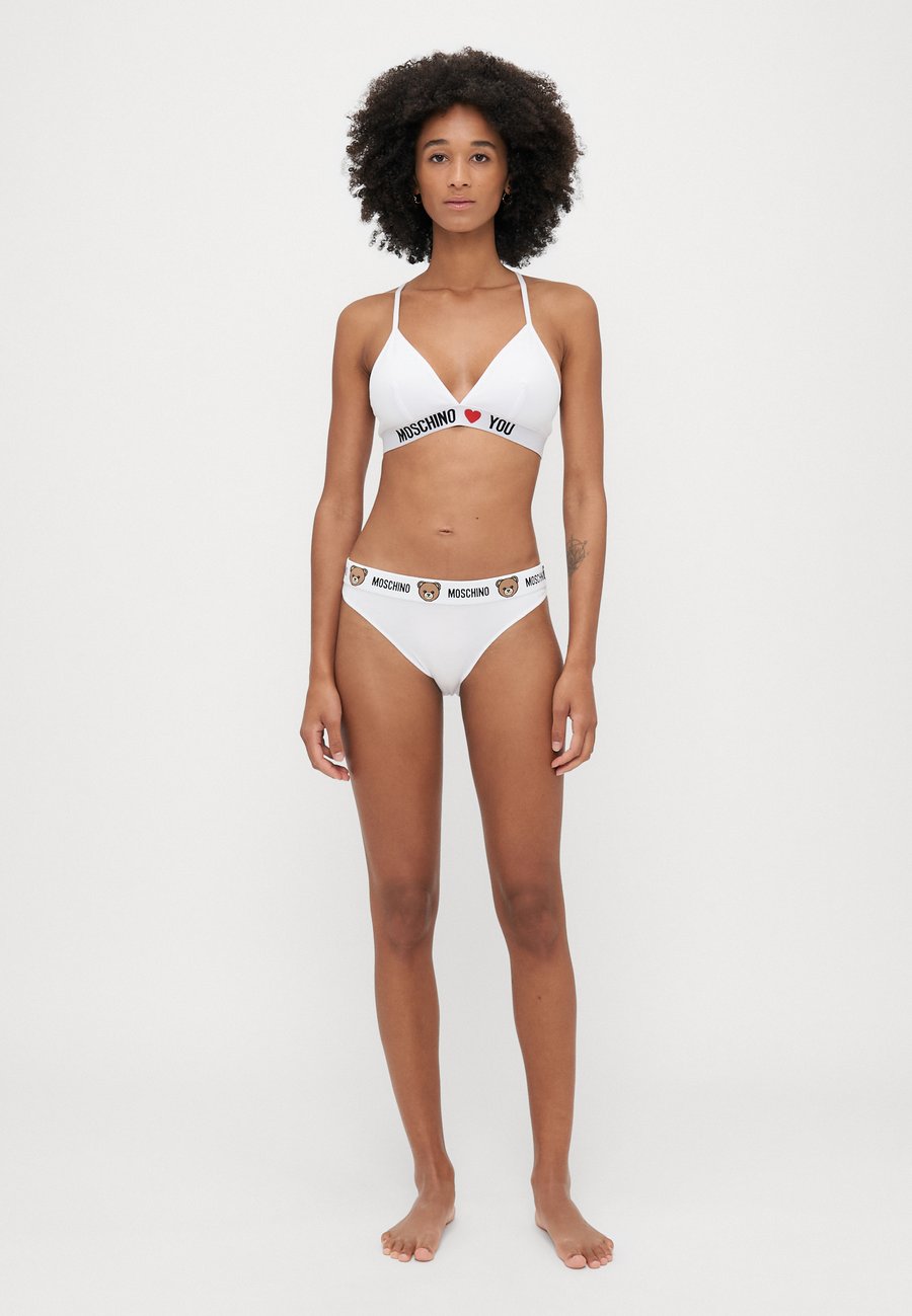 Брифы Moschino Underwear BRIEF 2 PACK, White
Брифы Moschino Underwear BRIEF 2 PACK, White