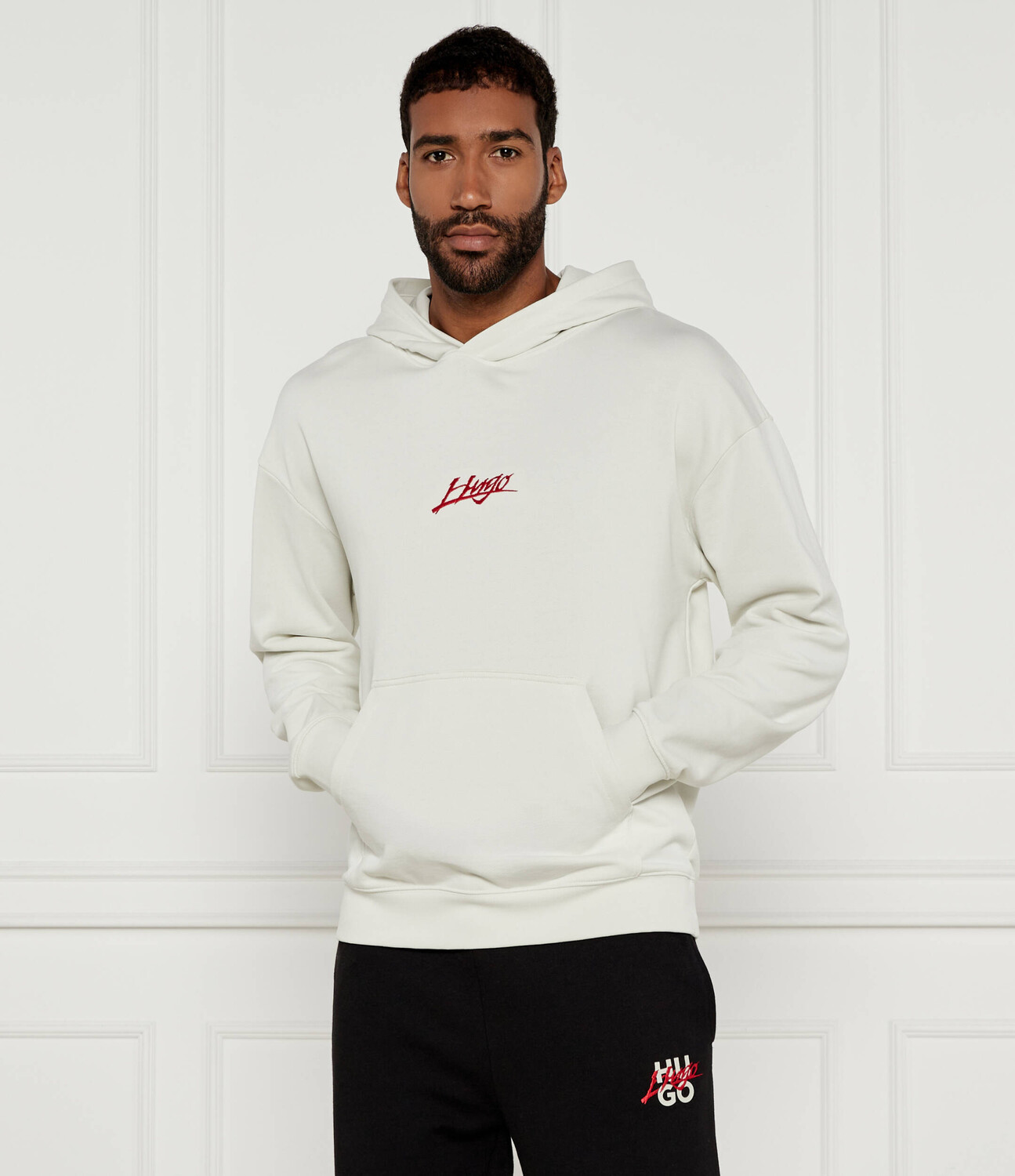 Толстовка HUGO Dlogolong Relaxed fit, белый
Толстовка HUGO Dlogolong Relaxed fit, белый