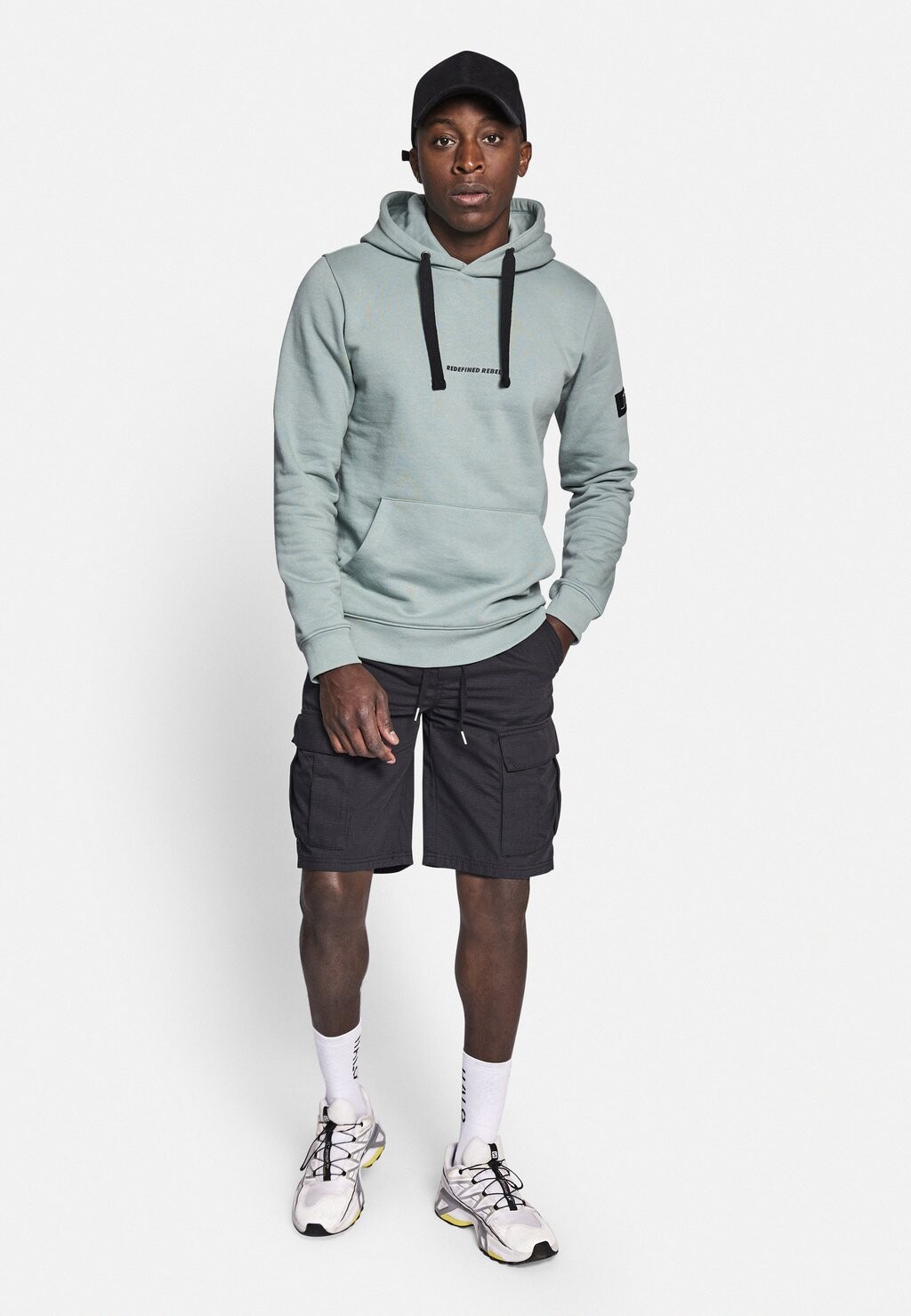 Худи Alfred Redefined Rebel, светло-синий
Худи Alfred Redefined Rebel, светло-синий