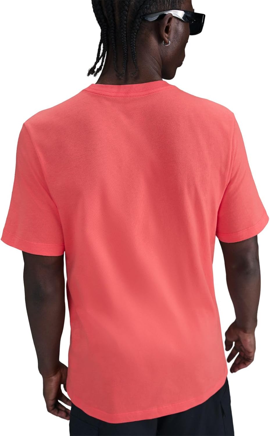 Мужская спортивная футболка Nike Icon Futura, Magic Ember
Мужская спортивная футболка Nike Icon Futura, Magic Ember