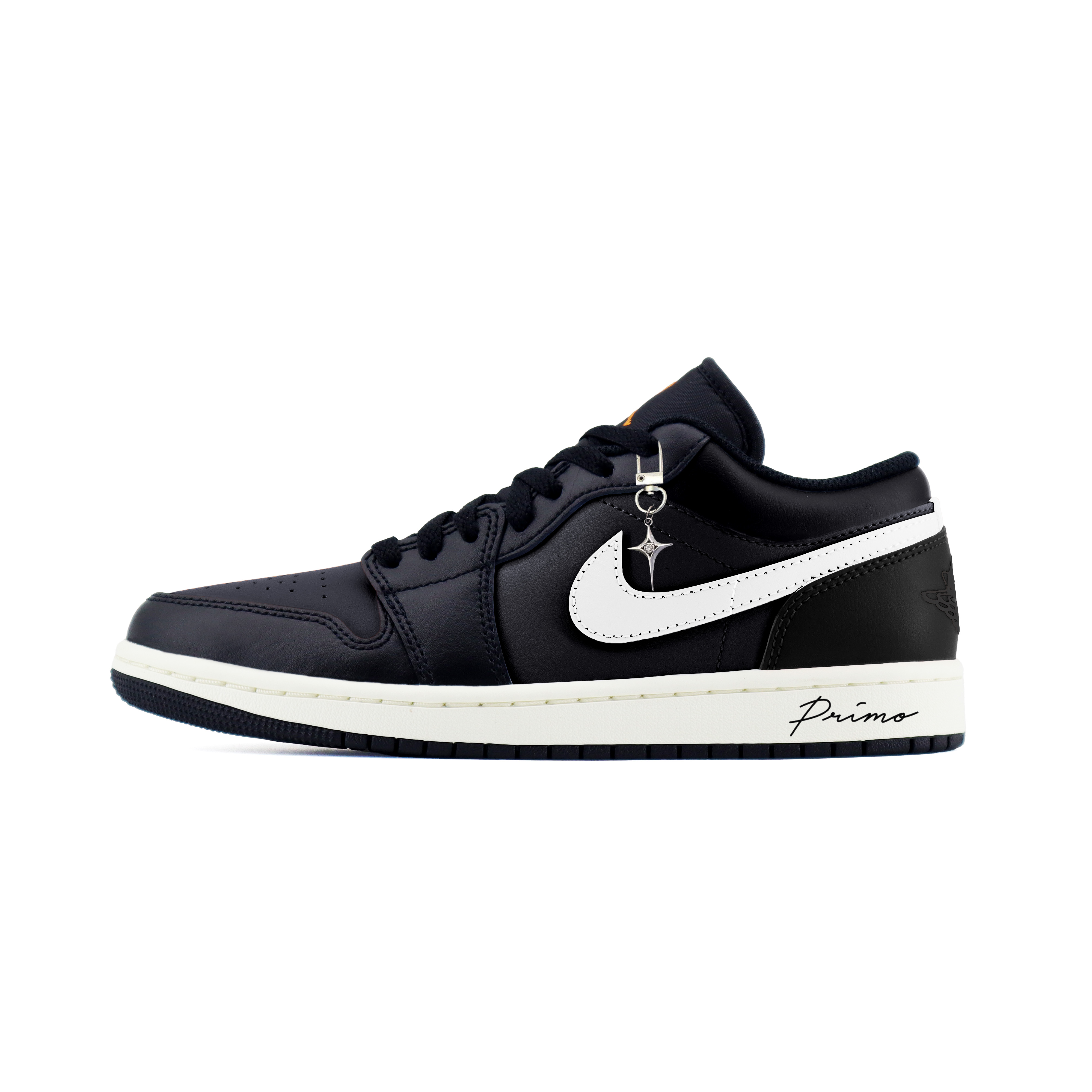 Jordan Air 1 LOW Abrasion Resistant Low top Vintage Basketball Shoes Unisex Black
Jordan Air 1 LOW Abrasion Resistant Low top Vintage Basketball Shoes Unisex Black