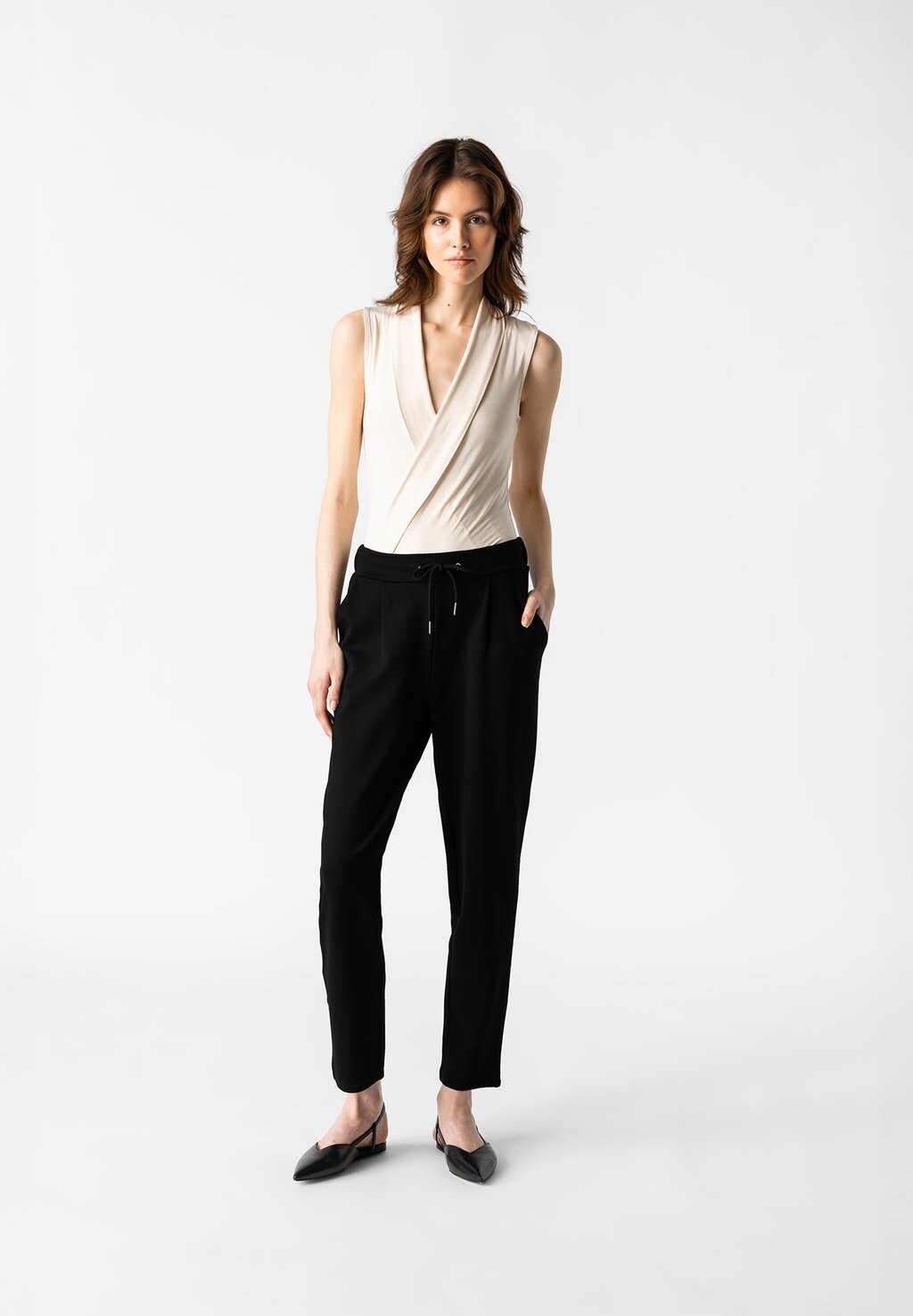 Брюки AMYY Les Lunes, черный
Брюки AMYY Les Lunes, черный