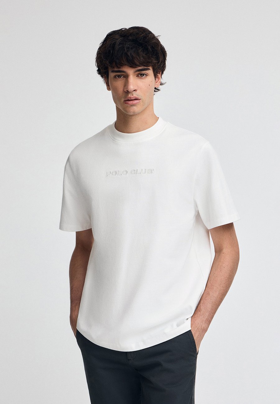 Футболка Polo Club SHORT SLEEVE CREWNECK, White, Белый, Футболка Polo Club SHORT SLEEVE CREWNECK, White
Футболка Polo Club SHORT SLEEVE CREWNECK, White, Белый, Футболка Polo Club SHORT SLEEVE CREWNECK, White
