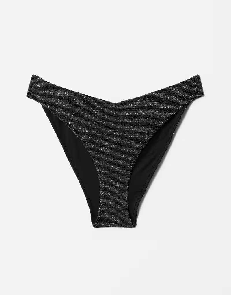 Плавки бикини V-образные с высоким вырезом спереди, черные, с золотыми блестками & Other Stories
Плавки бикини V-образные с высоким вырезом спереди, черные, с золотыми блестками & Other Stories