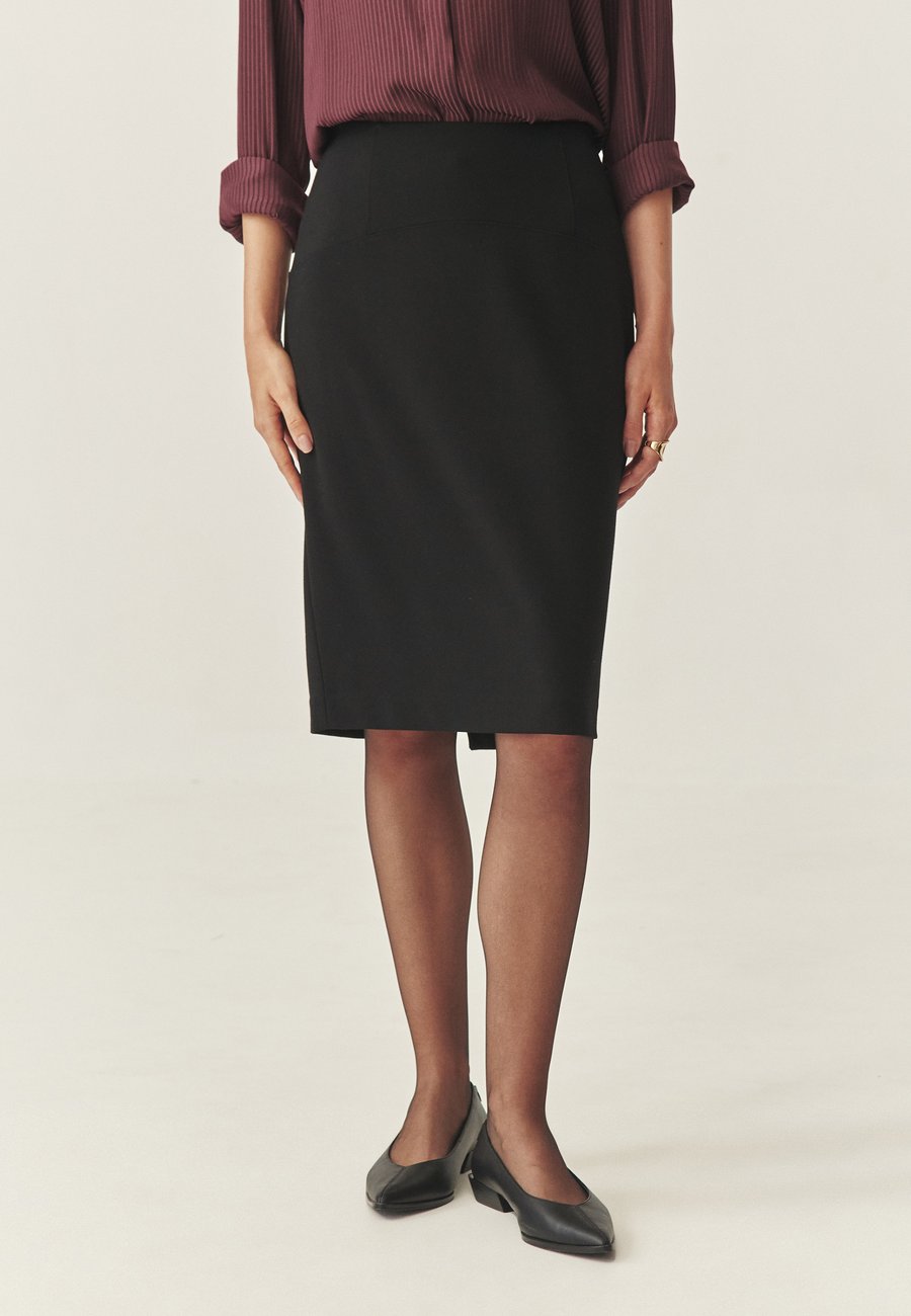 Юбка TATUUM Pencil skirt, Black
Юбка TATUUM Pencil skirt, Black