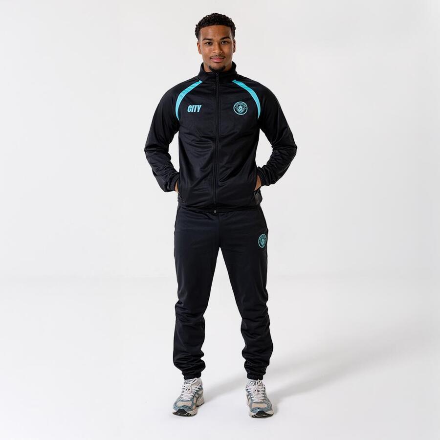 MANCHESTER CITY Мужской спортивный костюм Манчестер Сити 25/26 — чёрный
MANCHESTER CITY Мужской спортивный костюм Манчестер Сити 25/26 — чёрный