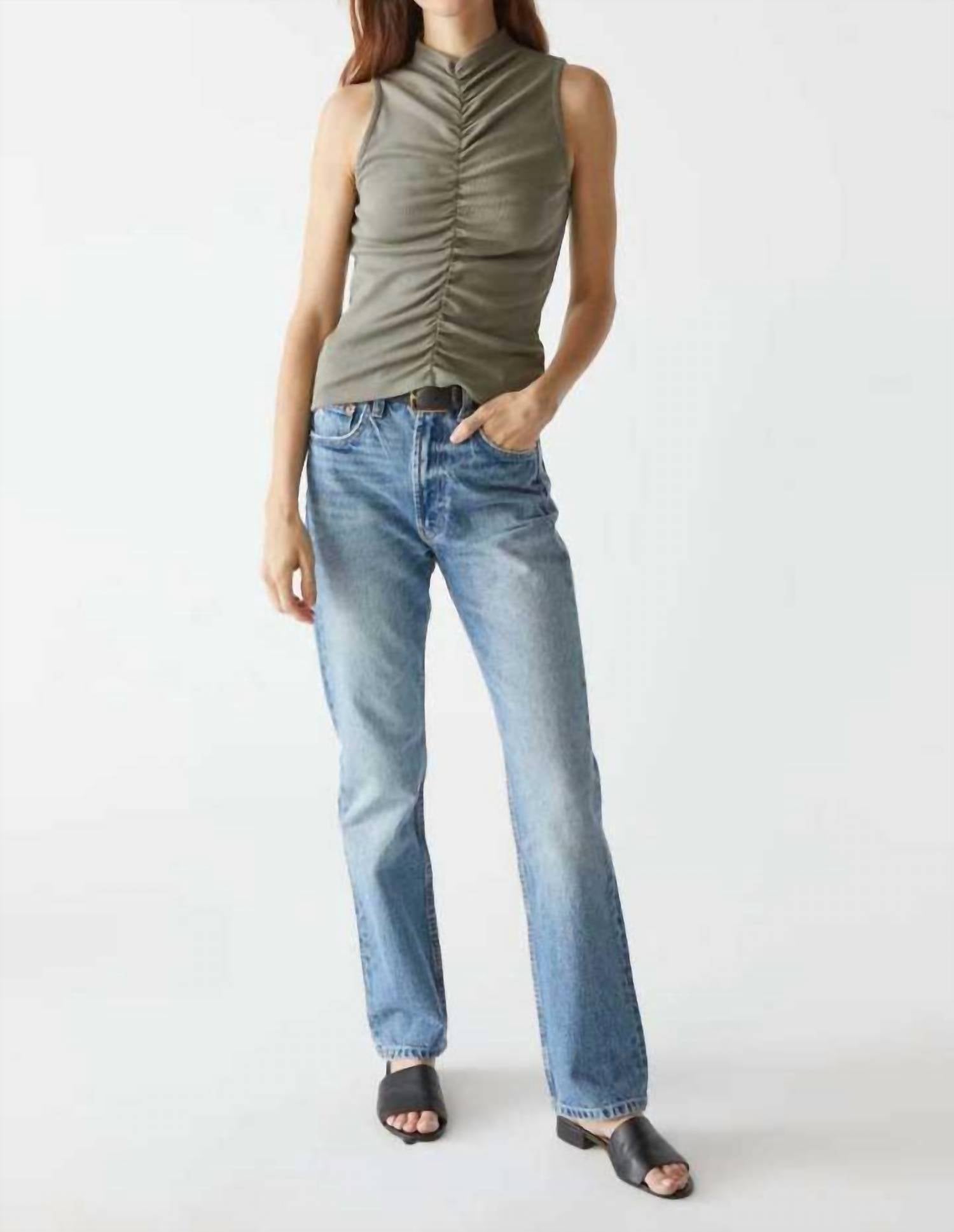 Monet Топ с рюшами в оливковом цвете Michael Stars
Monet Топ с рюшами в оливковом цвете Michael Stars