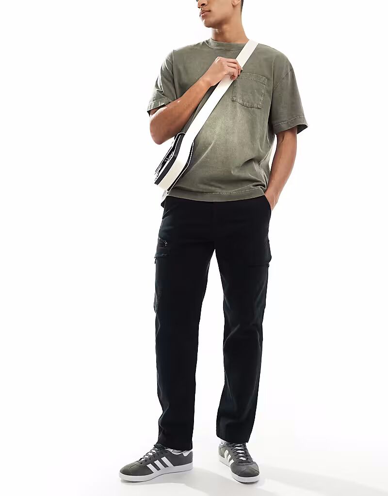 Брюки карго River Island с открытым краем черного цвета
Брюки карго River Island с открытым краем черного цвета