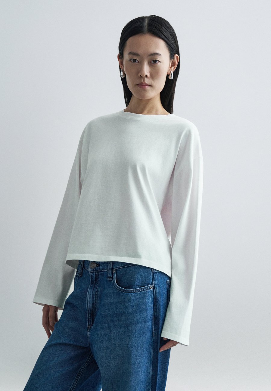 Топ rag & bone KELLY BOXY, White
Топ rag & bone KELLY BOXY, White