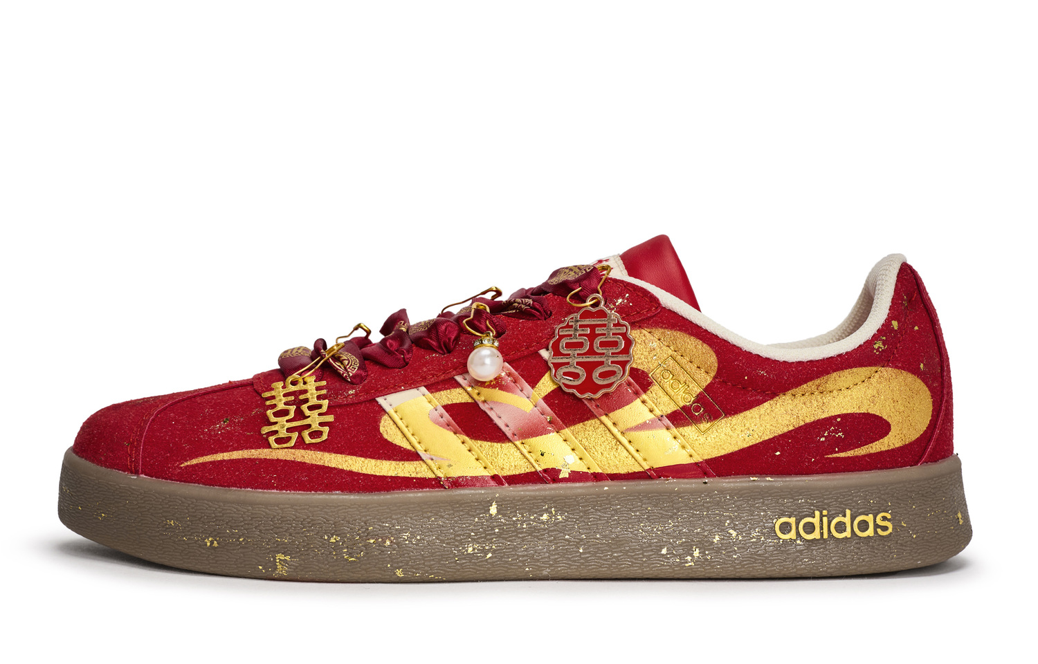 Vl Court Classic 811 изготовление, Hearts In Sync низкие кроссовки для скейтбординга унисекс белый золотой Adidas, красный белый золотой
Vl Court Classic 811 изготовление, Hearts In Sync низкие кроссовки для скейтбординга унисекс белый золотой Adidas, красный белый золотой