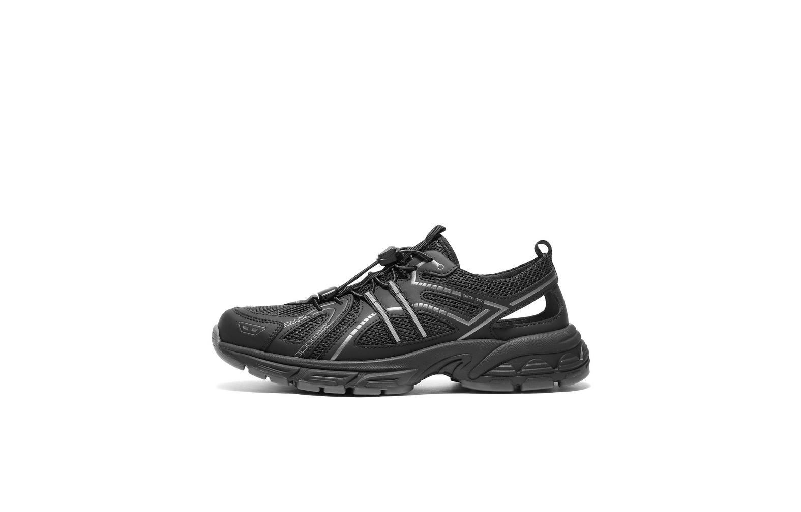 BELLE Мужские черные массивные кроссовки лоу-топ, цвет Black
BELLE Мужские черные массивные кроссовки лоу-топ, цвет Black