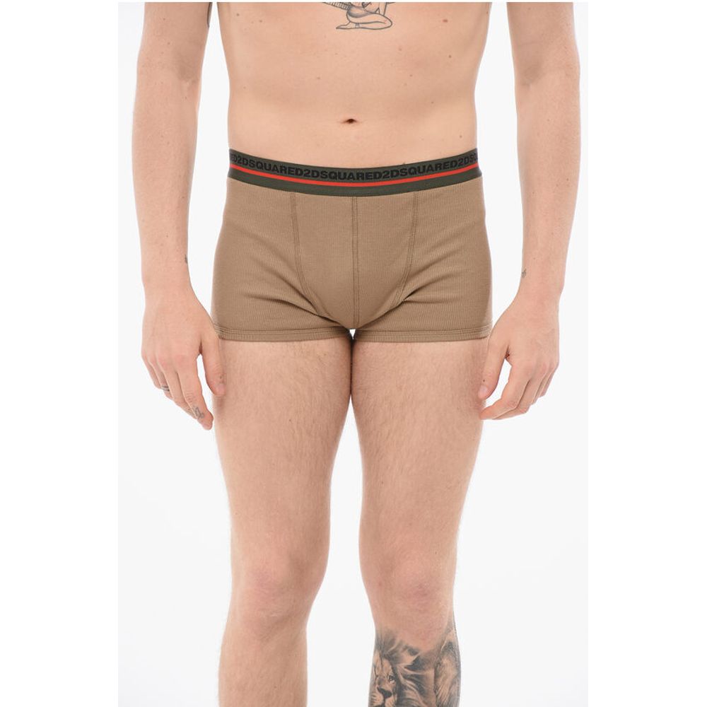 Боксеры из хлопка в рубчик с логотипом на поясе Dsquared2, коричневый
Боксеры из хлопка в рубчик с логотипом на поясе Dsquared2, коричневый