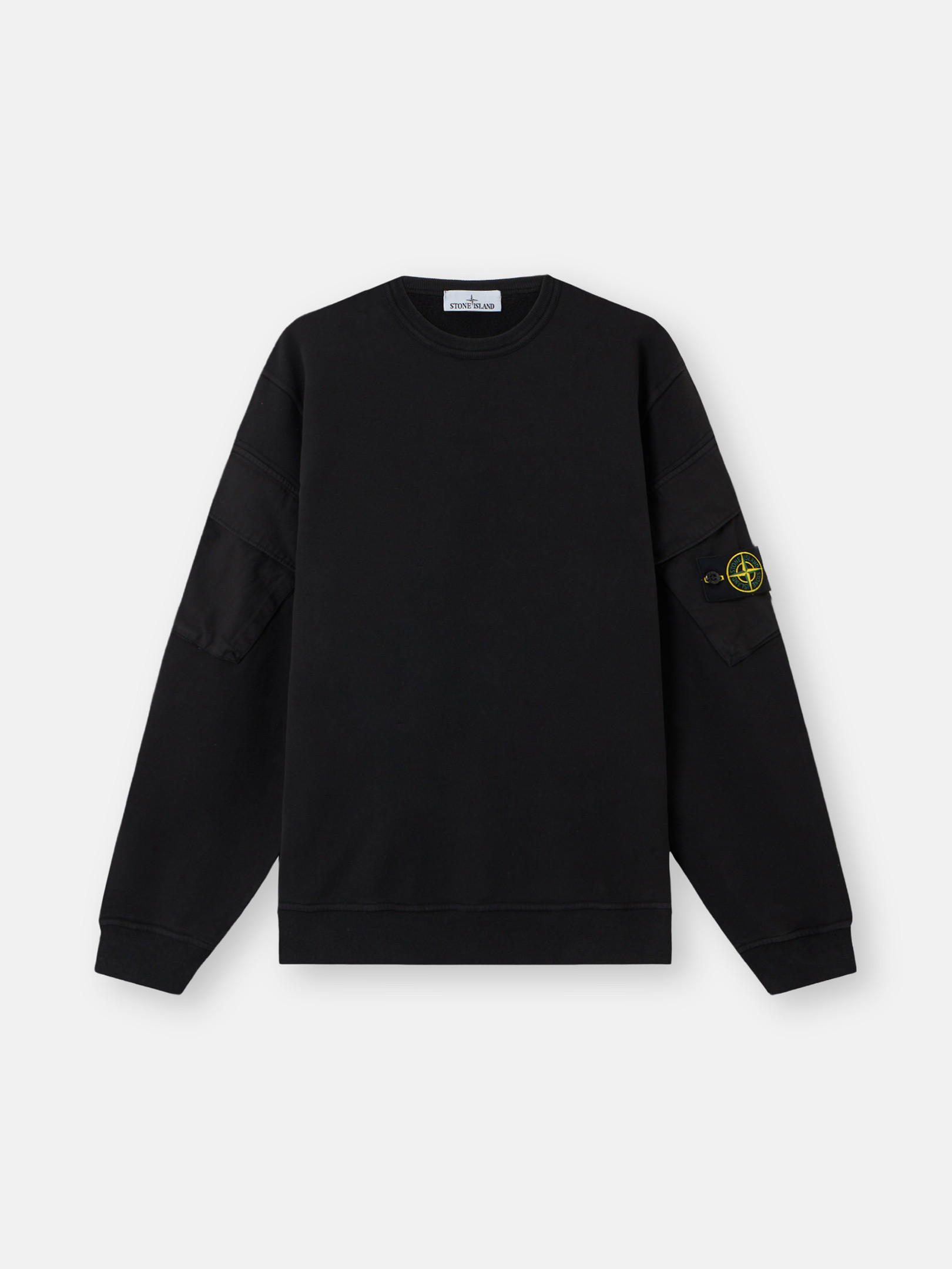 Толстовка прямого кроя с круглым вырезом и карманами на рукавах Stone Island 6100008 BRUSHED ORGANIC COTTON FLEECE, черный
Толстовка прямого кроя с круглым вырезом и карманами на рукавах Stone Island 6100008 BRUSHED ORGANIC COTTON FLEECE, черный