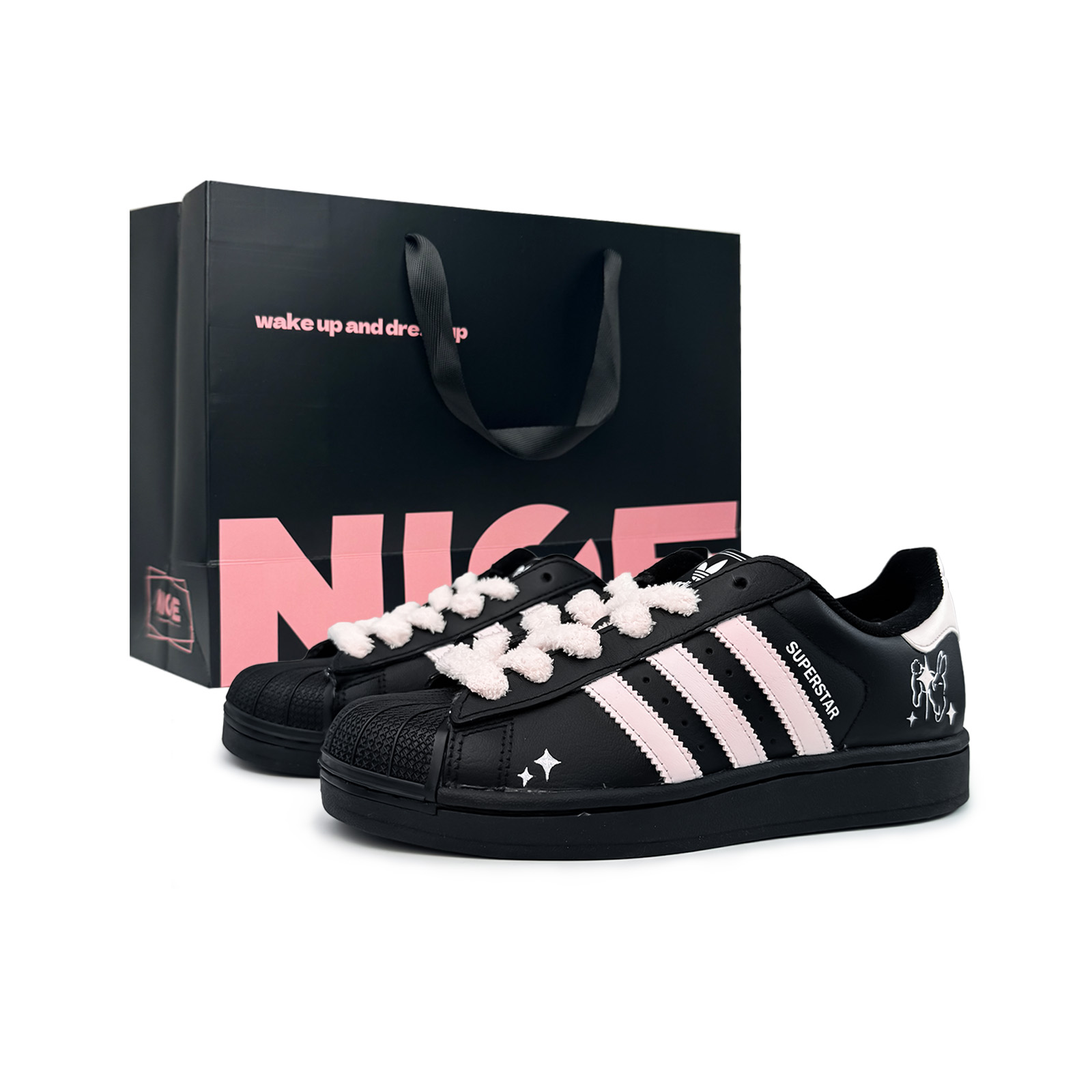 Superstar 2 Детские скейтбординговые кроссовки Unisex Adidas Originals, черный розовый (черный розовый special shopping bag)
Superstar 2 Детские скейтбординговые кроссовки Unisex Adidas Originals, черный розовый (черный розовый special shopping bag)