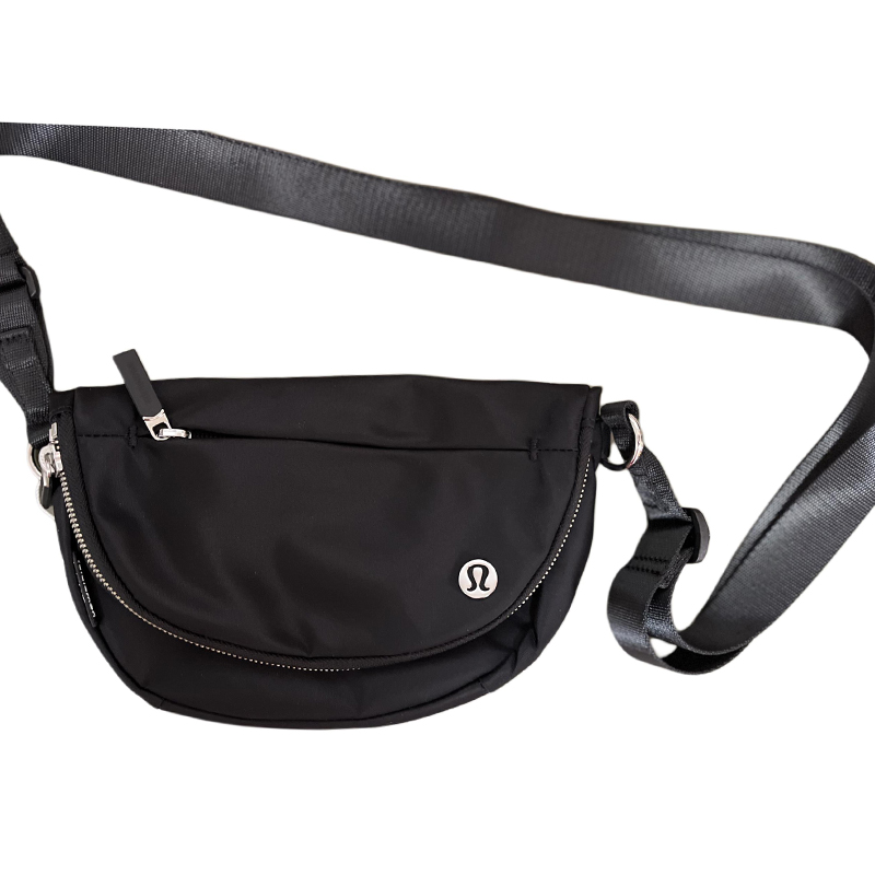 Lululemon Водонепроницаемые тканевые сумки через плечо, унисекс, черные
Lululemon Водонепроницаемые тканевые сумки через плечо, унисекс, черные