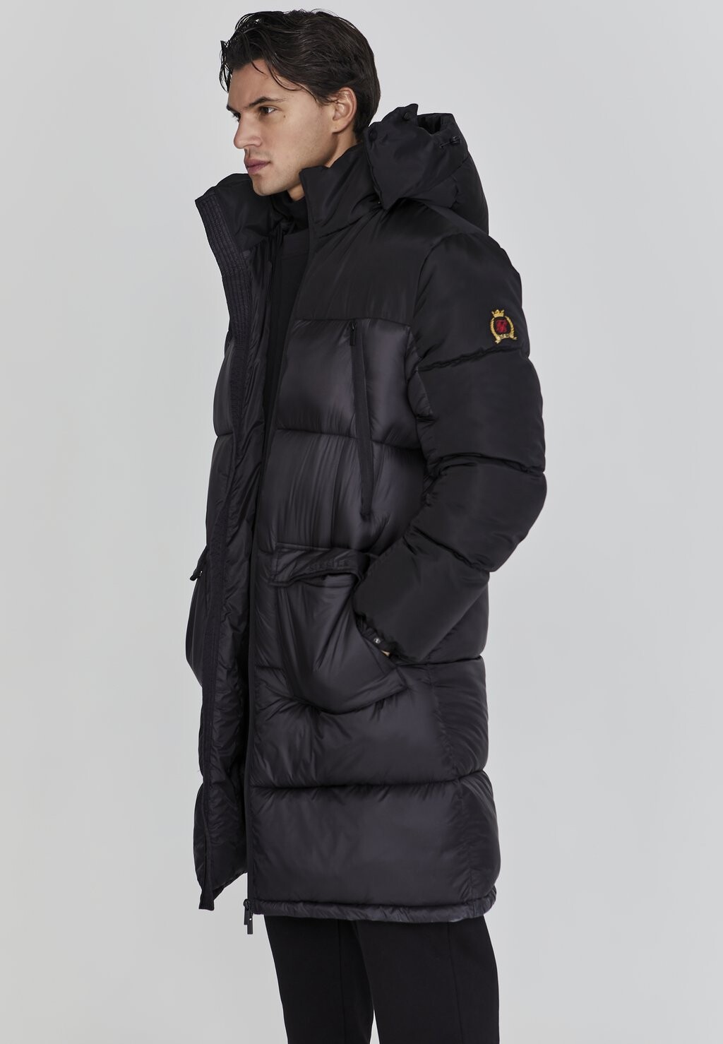 Зимнее пальто PUFFER SIKSILK, черный
Зимнее пальто PUFFER SIKSILK, черный