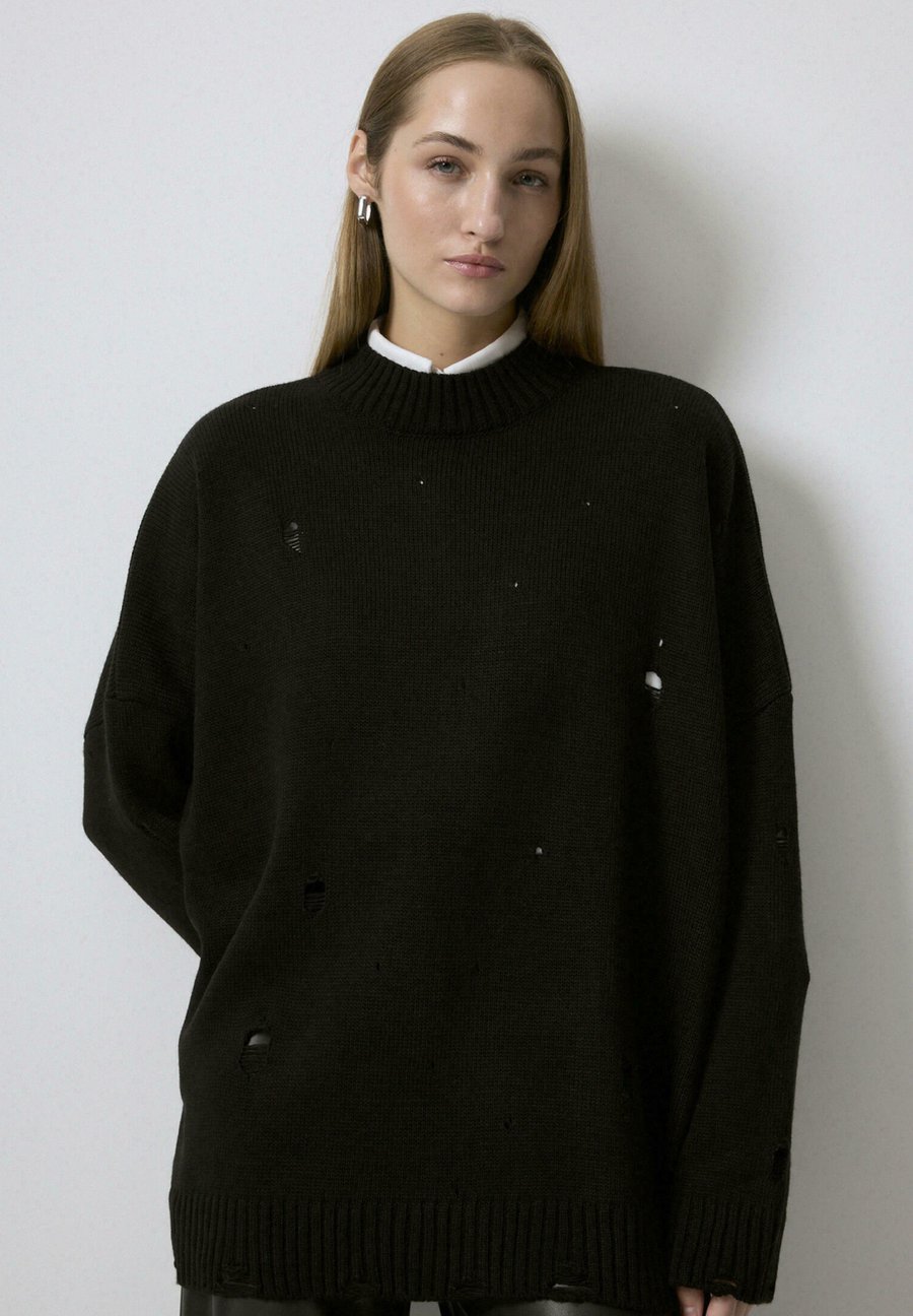 Джемпер Touché Privé DISTRESSED, Black/Black
Джемпер Touché Privé DISTRESSED, Black/Black