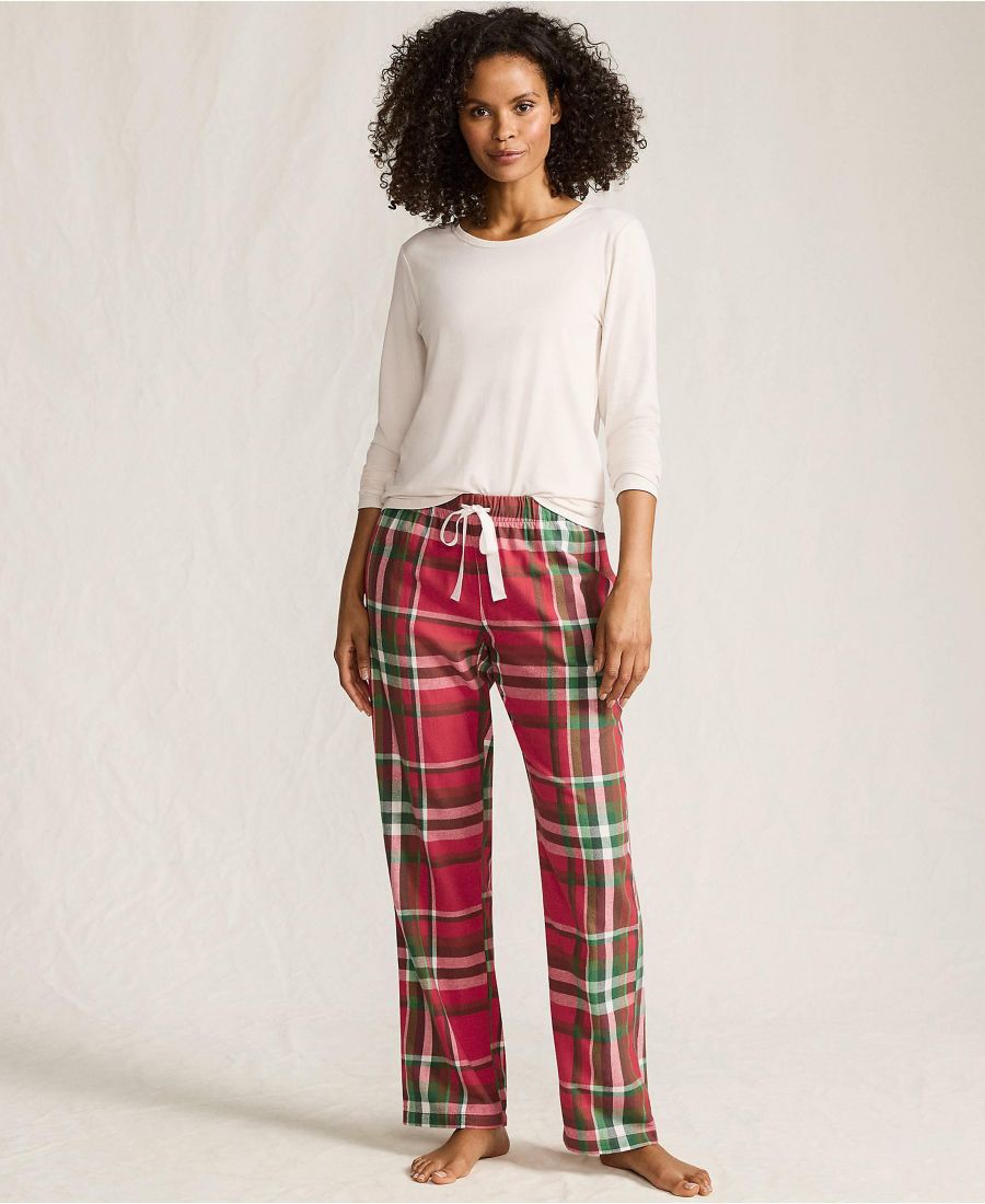 Подарочный комплект женской пижамы для высоких женщин: вязаный топ с длинными рукавами и фланелевые брюки Lands' End, Compass red/emerald plaid
Подарочный комплект женской пижамы для высоких женщин: вязаный топ с длинными рукавами и фланелевые брюки Lands' End, Compass red/emerald plaid