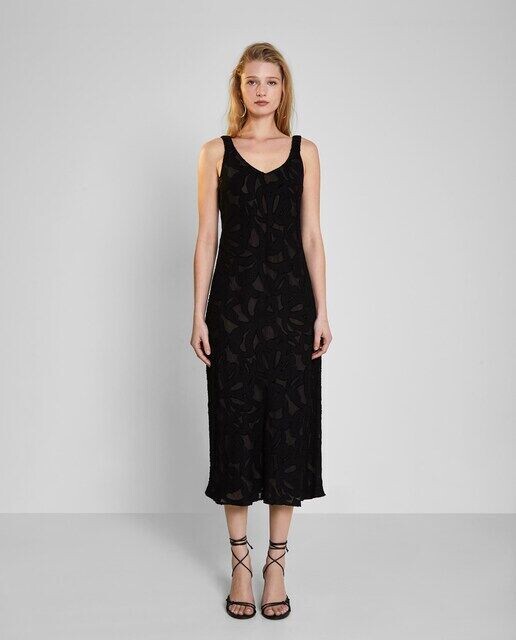 Жаккардовое платье миди на бретелях Trucco, черный
Жаккардовое платье миди на бретелях Trucco, черный
