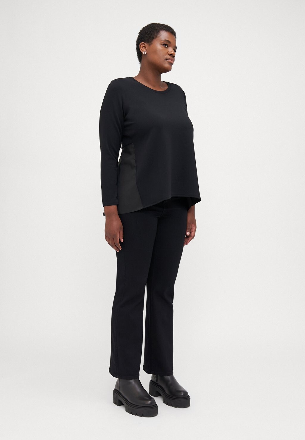 Топ с длинными рукавами MAMMOLA Persona by Marina Rinaldi, черный
Топ с длинными рукавами MAMMOLA Persona by Marina Rinaldi, черный