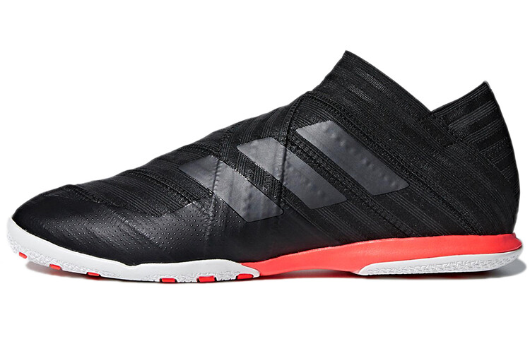 Футбольные бутсы Nemeziz мужские низкие черные Adidas
Футбольные бутсы Nemeziz мужские низкие черные Adidas