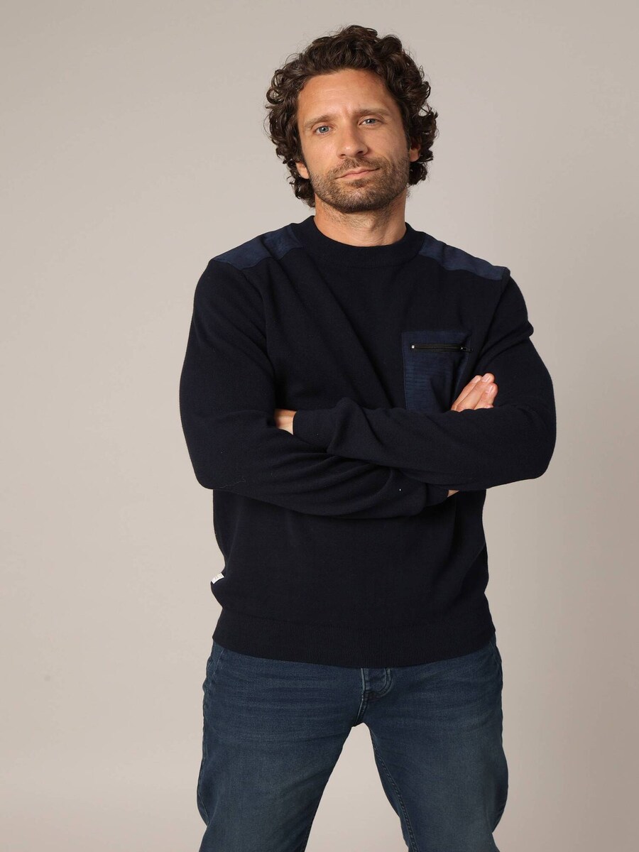 Свитер Deeluxe TONNY, темно-синий/темно-синий
Свитер Deeluxe TONNY, темно-синий/темно-синий